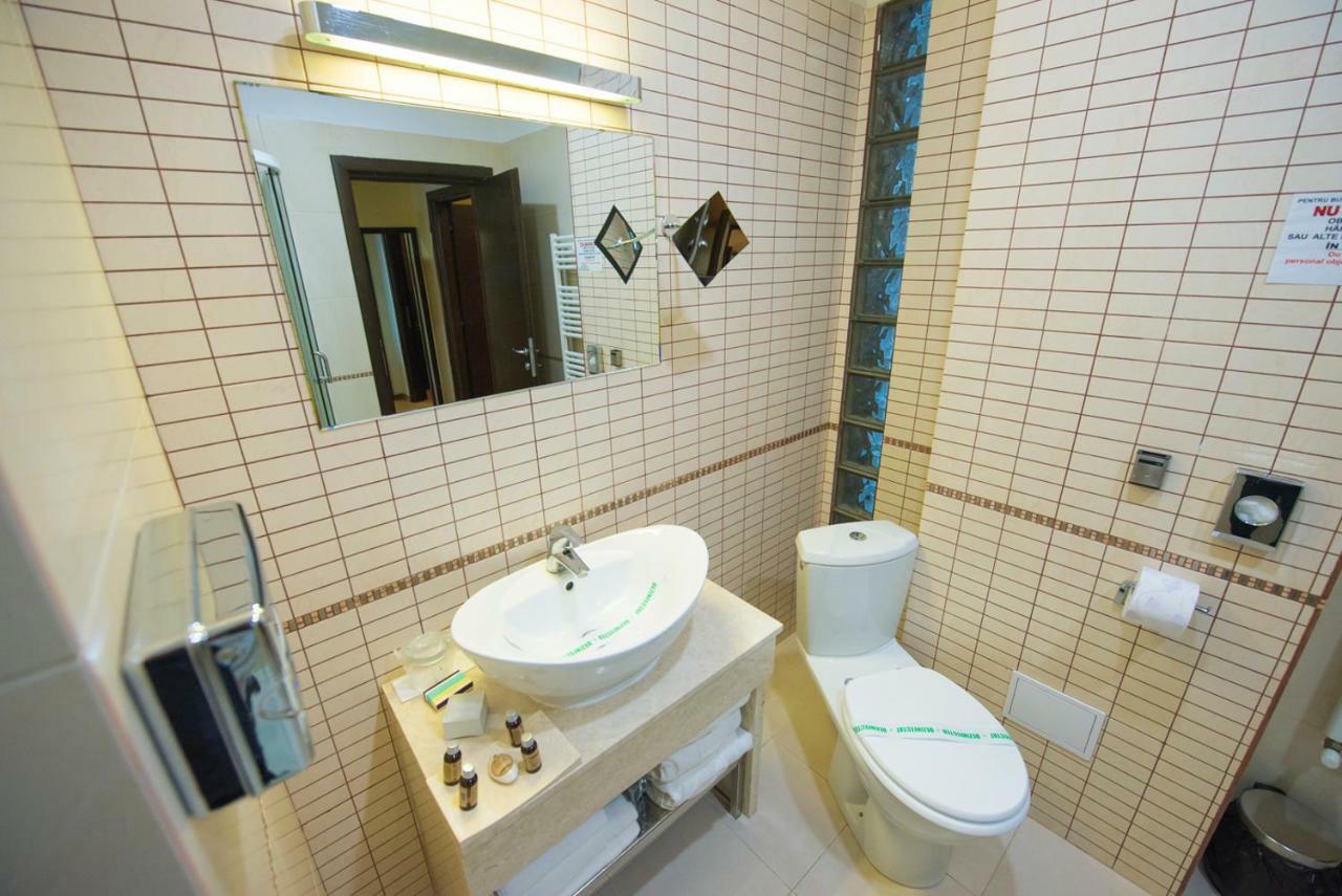 Imago Boutique Hotel ママイア エクステリア 写真